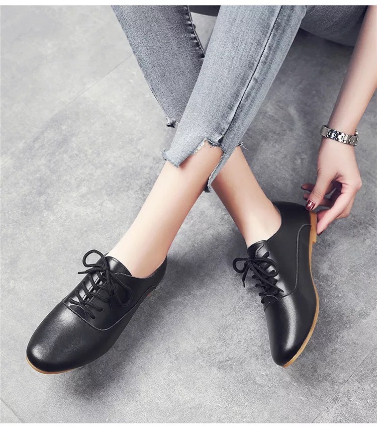 FASHION LEATHER FLAT SHOES