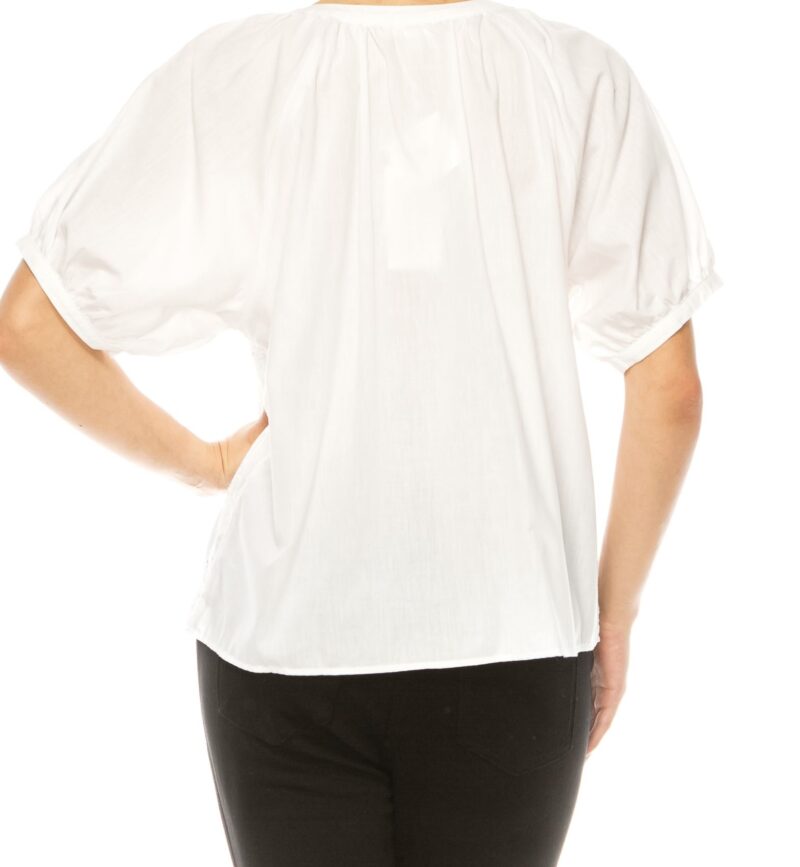 FLORAL EYELET TOP BY GRAND & G.